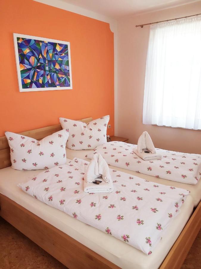 Cosis Ferienwohnung 霍恩斯泰因 外观 照片