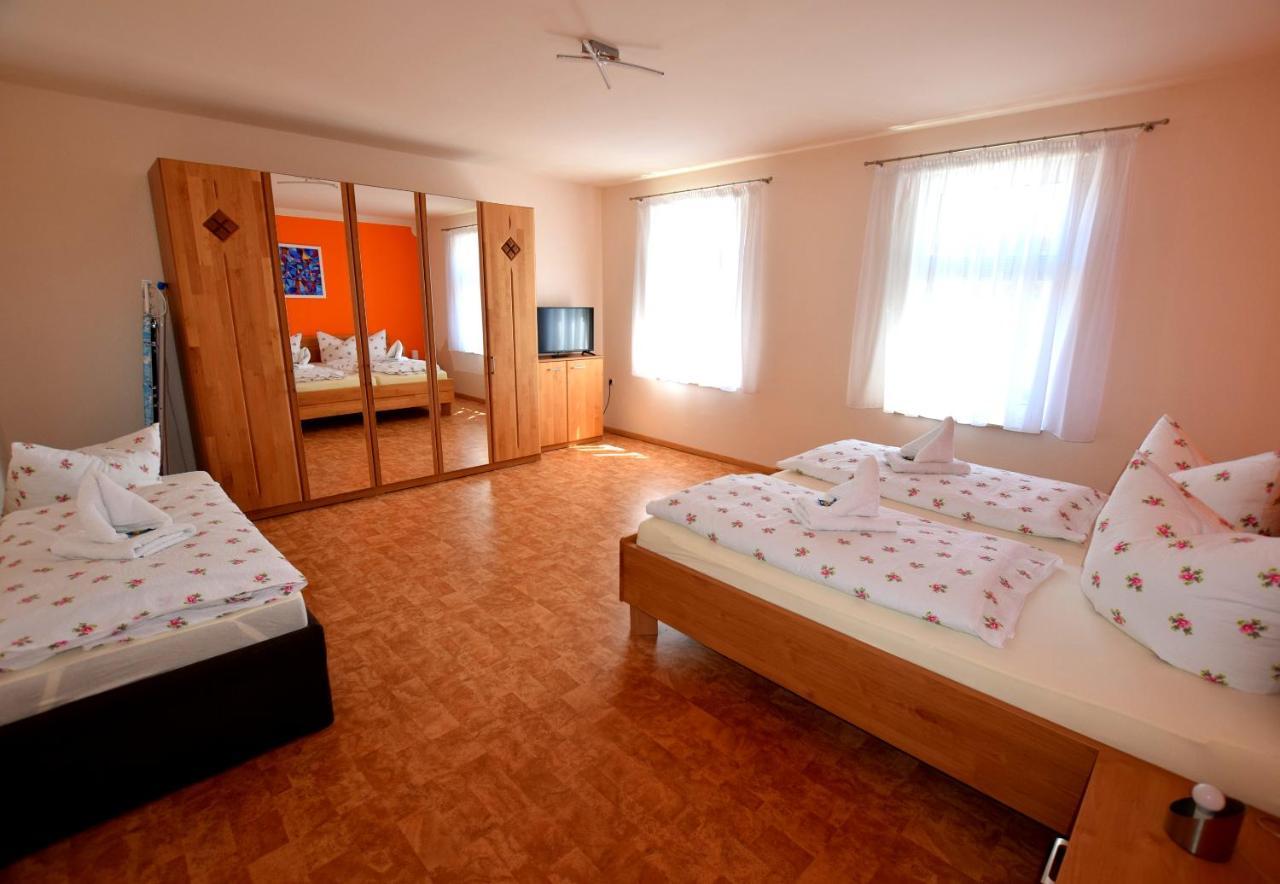 Cosis Ferienwohnung 霍恩斯泰因 外观 照片